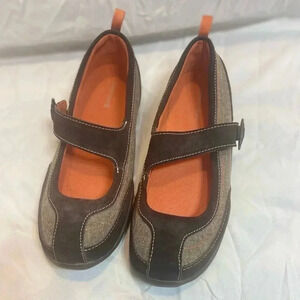 Lands' End Size 6.5 B Brown Mary Jane Shoes Leather Women